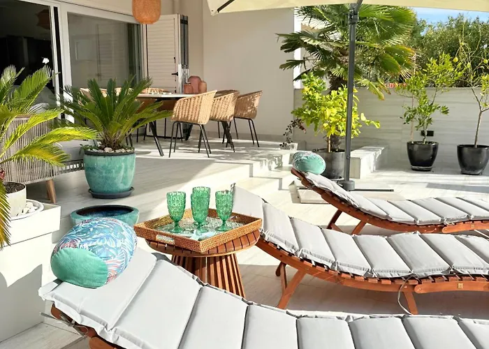 Terraaurora فيلة *